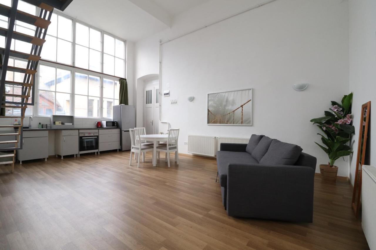 New Guest House A In Kiraly Street 106 Будапеща Екстериор снимка
