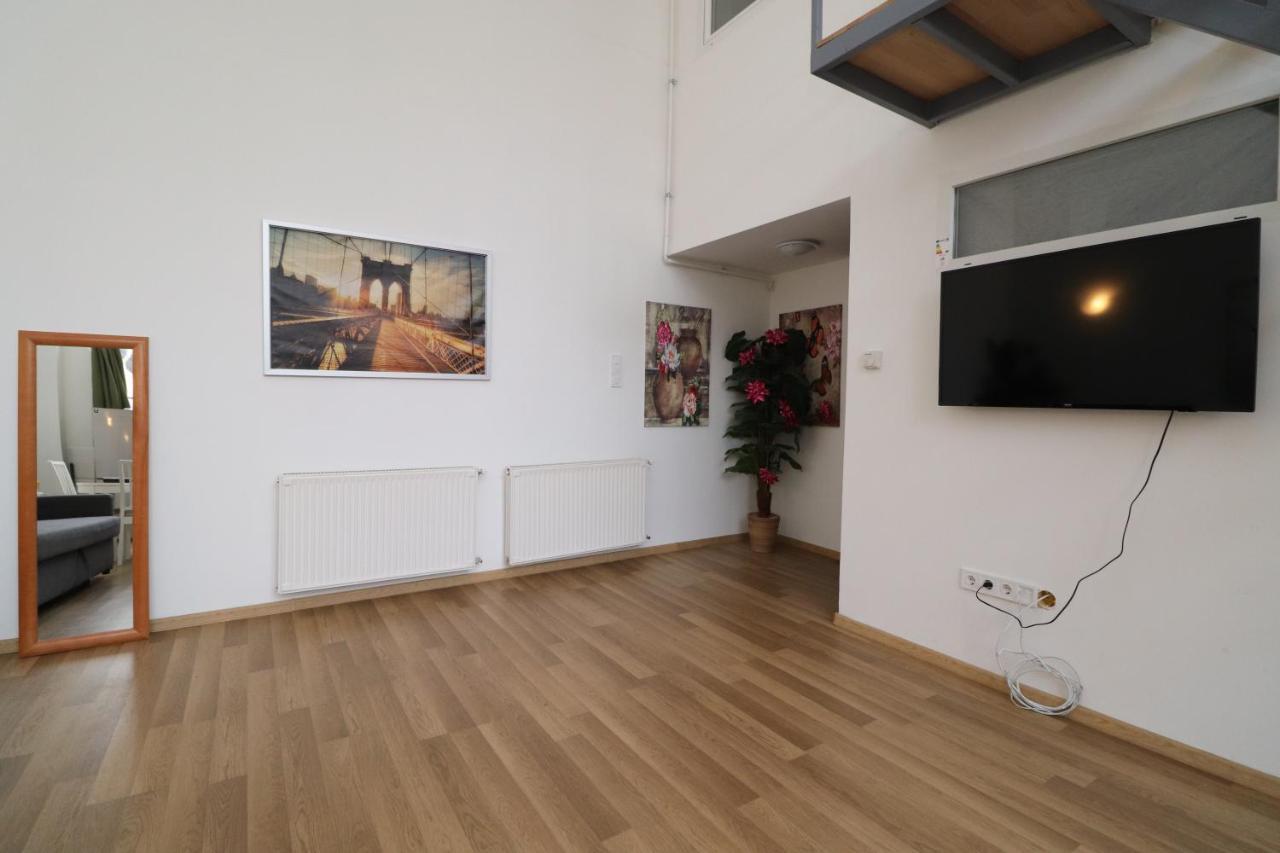 New Guest House A In Kiraly Street 106 Будапеща Екстериор снимка