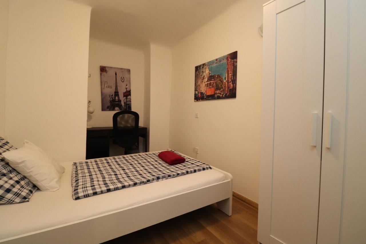 New Guest House A In Kiraly Street 106 Будапеща Екстериор снимка